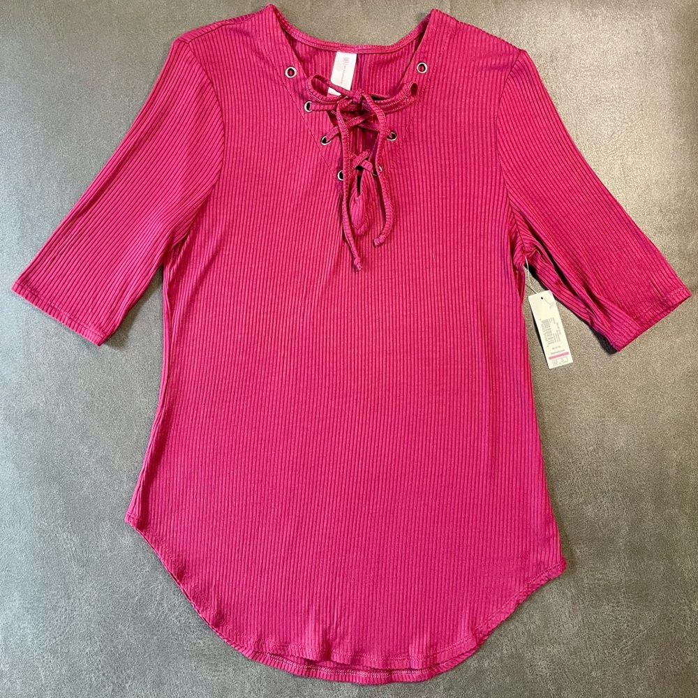 No Boundaries Ribbed 3/4 Sleeve Lace Up Top